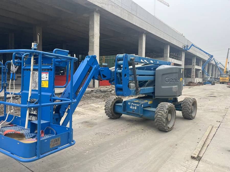 2020 Genie Z4525 Articulating Boom Lift